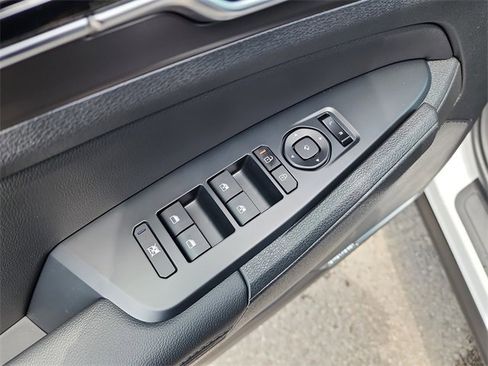 New 2026 Kia Sportage SX image 11