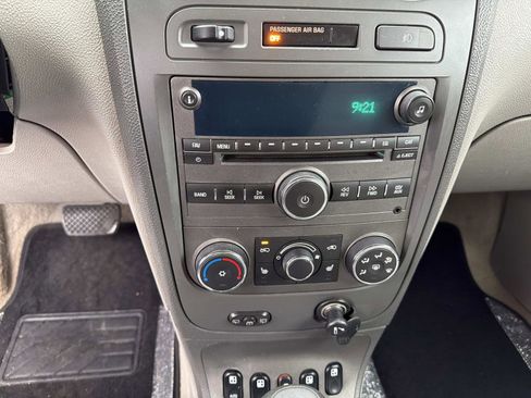 Used 2006 Chevrolet HHR LT w/ Preferred Equipment Group image 9