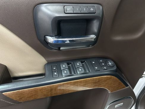 Used 2018 Chevrolet Silverado 1500 LTZ w/ Sport Package image 21