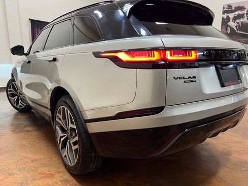 Used 2020 Land Rover Range Rover Velar R-Dynamic S image 41