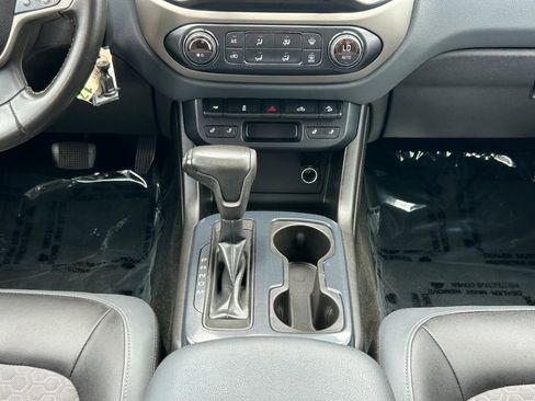 Used 2015 Chevrolet Colorado Z71 w/ LPO, Gearon Divider Package RWD image 25