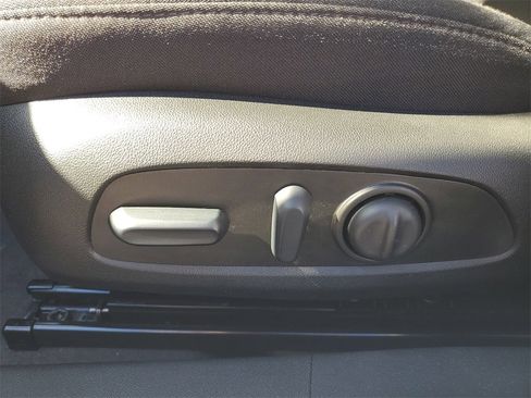 Used 2024 Chevrolet Malibu RS image 18