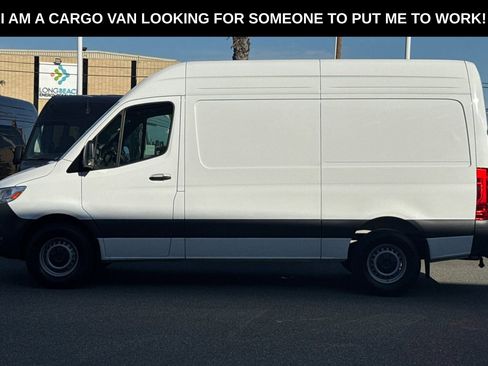 Used 2025 Mercedes-Benz Sprinter 2500 image 7