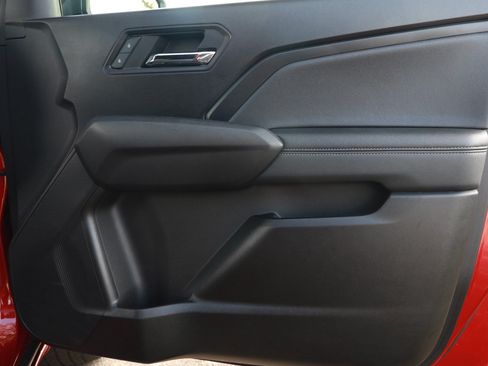 Used 2023 Chevrolet Colorado LT w/ LT Convenience Package III RWD image 29