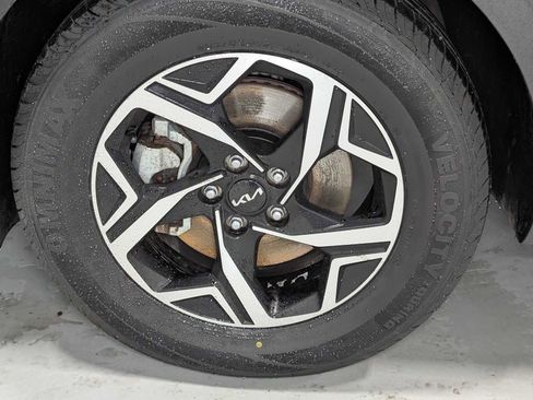 Certified 2023 Kia Sportage LX image 3