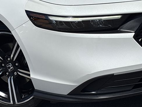 Used 2023 Honda Accord Sport image 7