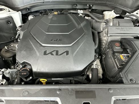 Used 2022 Kia Telluride EX w/ EX Premium Package FWD image 12