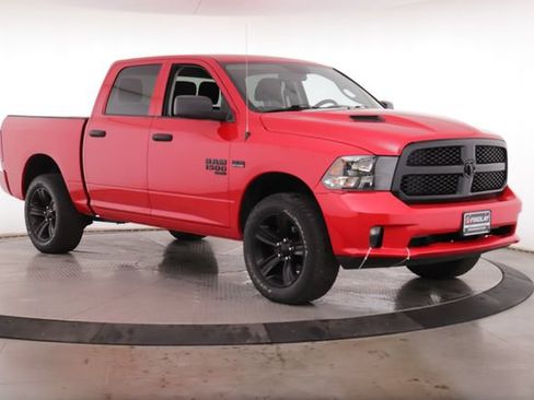 Used 2019 RAM 1500 Express w/ Wheel & Sound Group AWD/4WD image 2