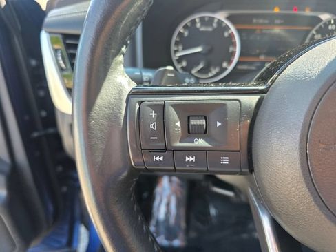 Used 2023 Nissan Rogue SL AWD/4WD image 27