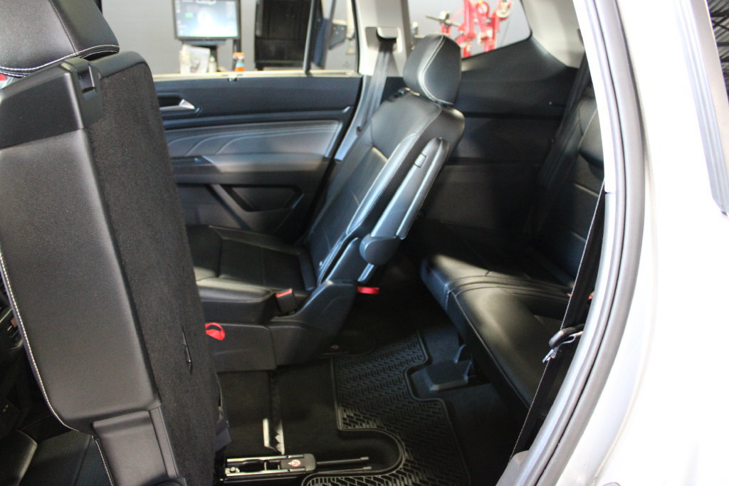 Used 2022 Volkswagen Atlas SEL AWD/4WD image 11