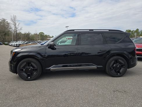 New 2026 Kia EV9 GT-Line image 5