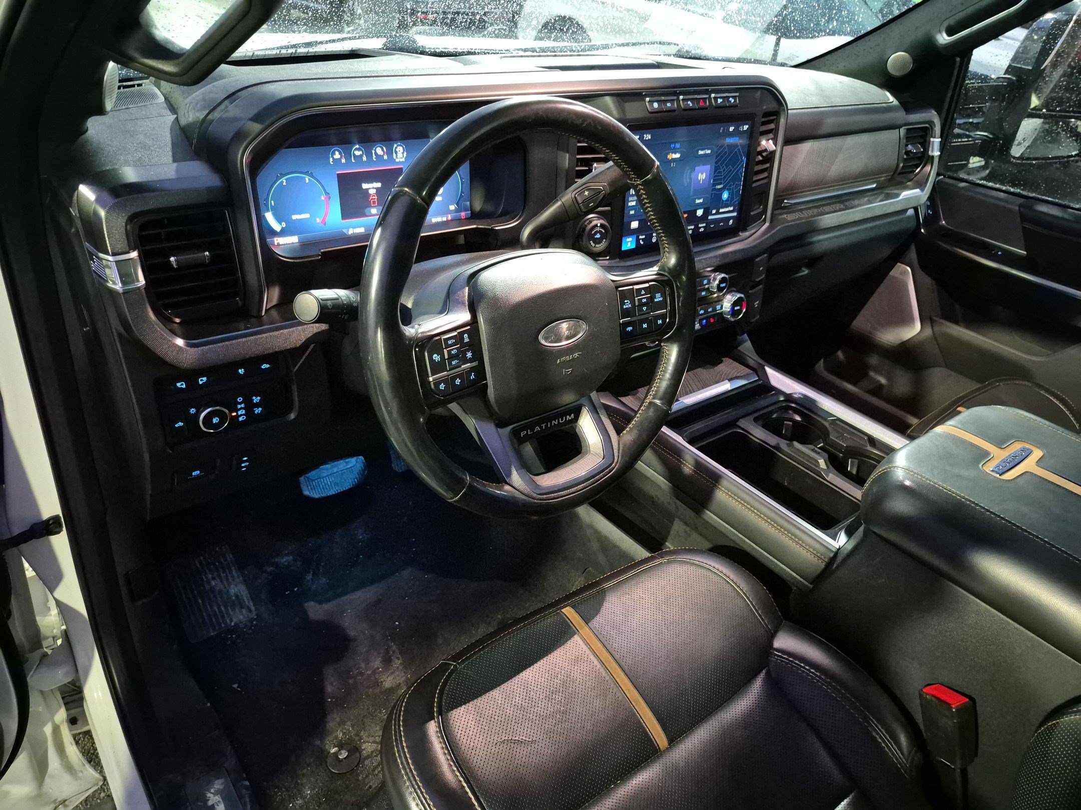 Used 2023 Ford F350 Platinum AWD/4WD image 16