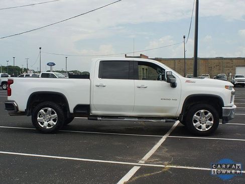 Used 2021 Chevrolet Silverado 2500 LTZ image 18