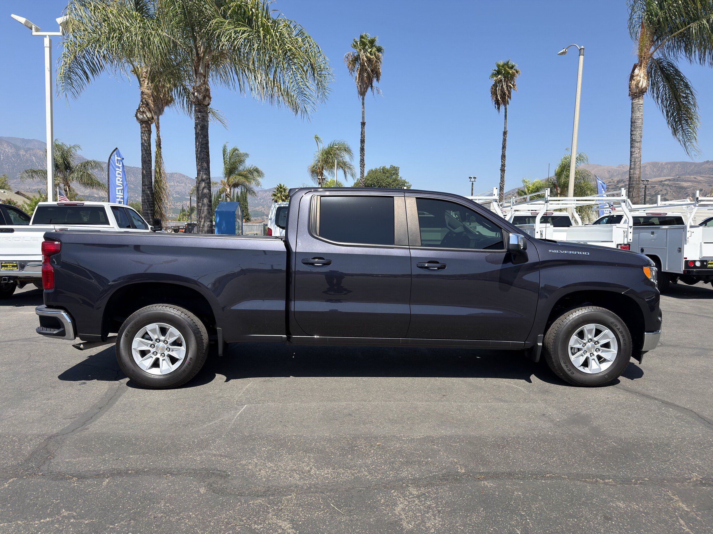 Used 2024 Chevrolet Silverado 1500 LT w/ Safety Package RWD image 9