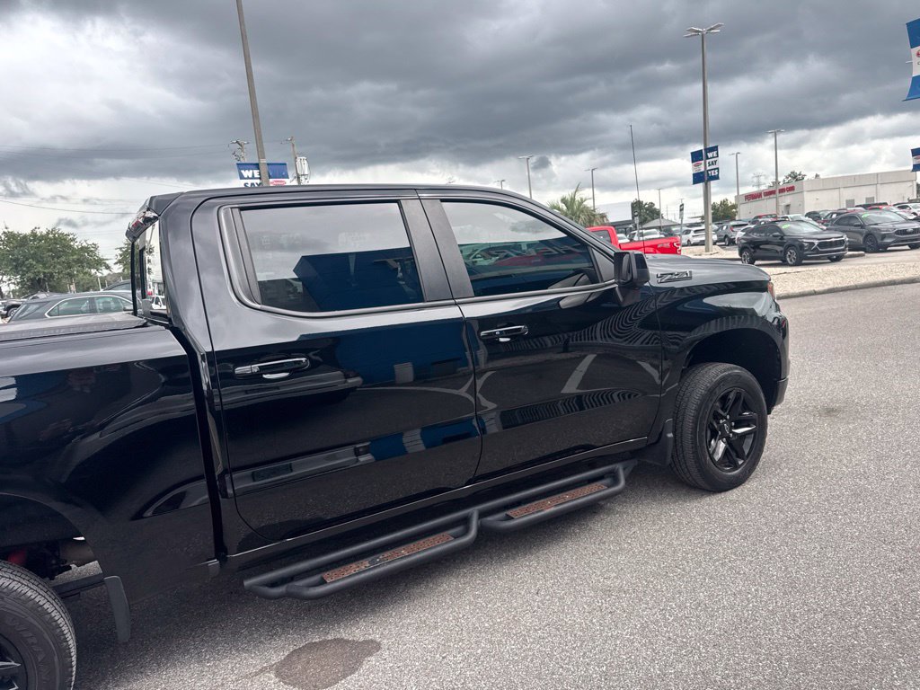 Used 2022 Chevrolet Silverado 1500 LT Trail Boss w/ LT Trail Boss Premium Package AWD/4WD image 4