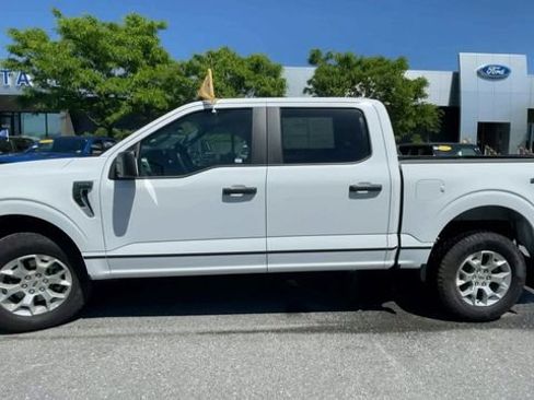 Used 2023 Ford F150 XLT AWD/4WD image 5