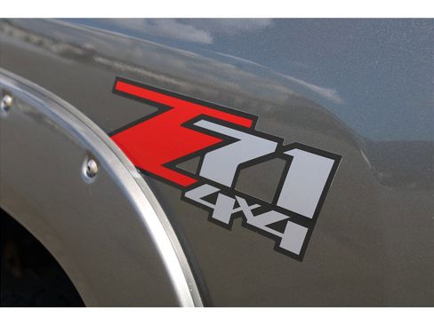 Used 2013 Chevrolet Silverado 2500 LTZ w/ LTZ Plus Package image 13