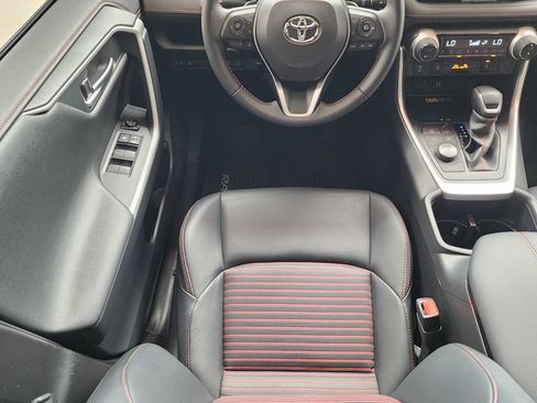 Used 2024 Toyota RAV4 XSE AWD/4WD image 11