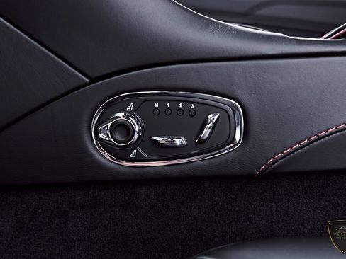 Used 2021 Aston Martin DBS Superleggera RWD image 59