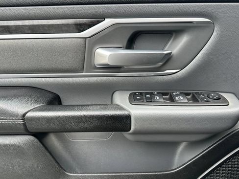 Used 2022 RAM 1500 Big Horn AWD/4WD image 11