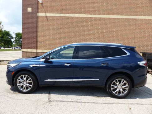Used 2022 Buick Enclave Premium w/ Experience Buick Package AWD/4WD image 5