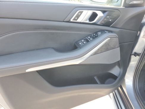 Used 2025 BMW X5 sDrive40i image 18