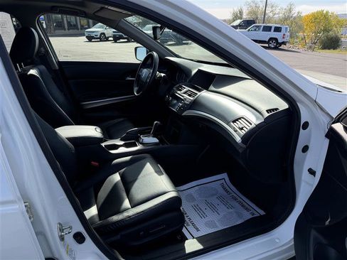 Used 2014 Honda Crosstour EX-L image 9