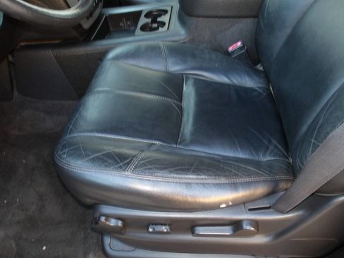 Used 2013 GMC Yukon XL SLT image 23