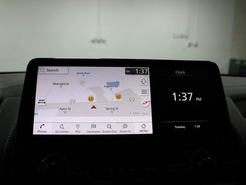 Used 2022 Nissan Armada Platinum w/ Captain's Chairs Package image 32