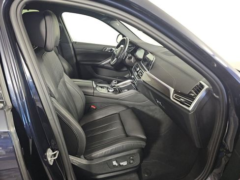 Used 2023 BMW X6 M50i w/ Executive Package image 12