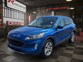 Used 2022 Ford Escape SEL video 1