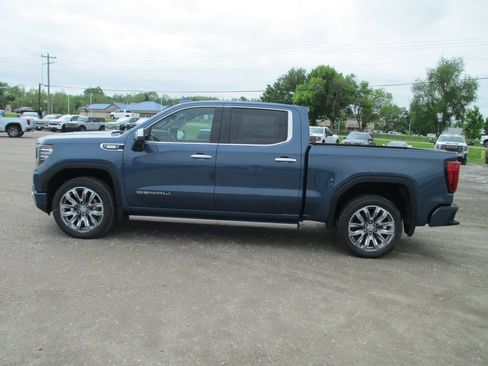 New 2026 GMC Sierra 1500 Denali AWD/4WD image 10