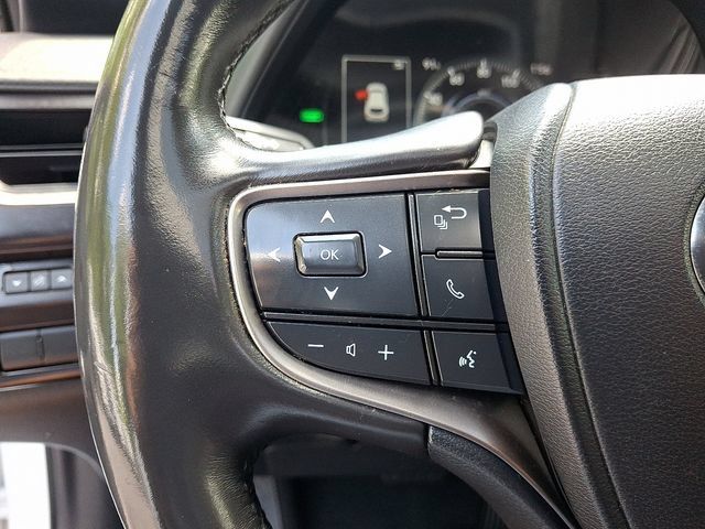 Used 2024 Lexus UX 250h F Sport AWD/4WD image 22