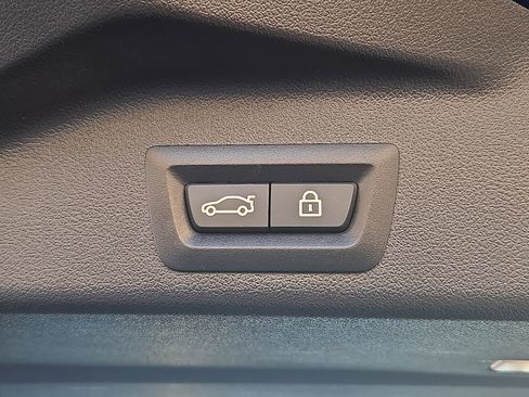 Used 2023 BMW X5 M w/ Competition Package image 31