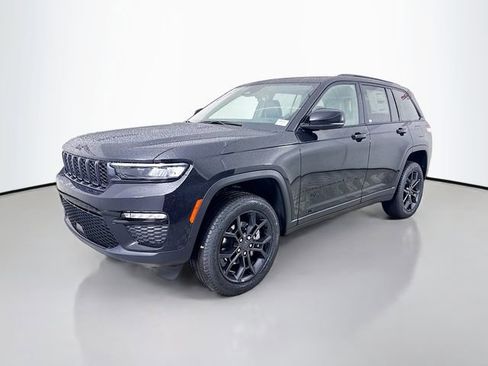 New 2025 Jeep Grand Cherokee Limited image 3