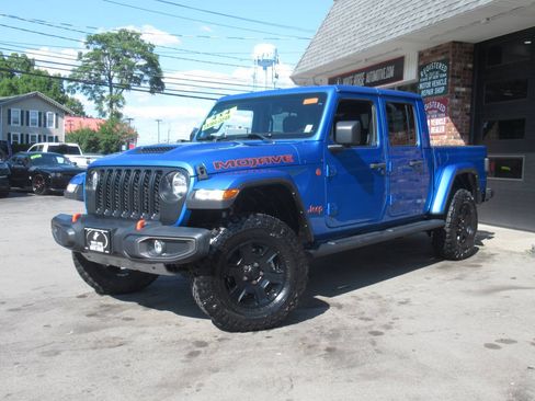 Used 2022 Jeep Gladiator Mojave w/ Cold Weather Group AWD/4WD image 29