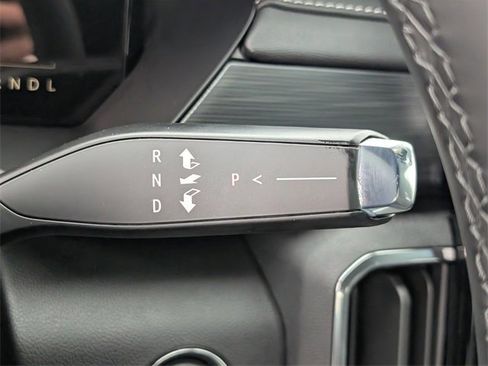 New 2026 GMC Acadia Elevation image 18