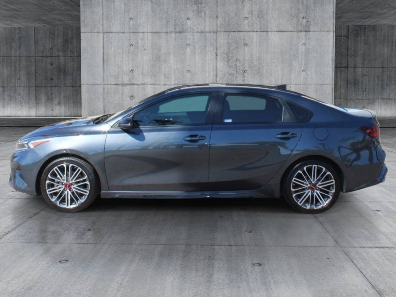 Used 2023 Kia Forte GT FWD image 2
