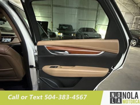 Used 2019 Cadillac XT5 Platinum image 24