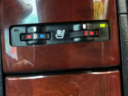 Used 2010 Lexus HS 250h image 11