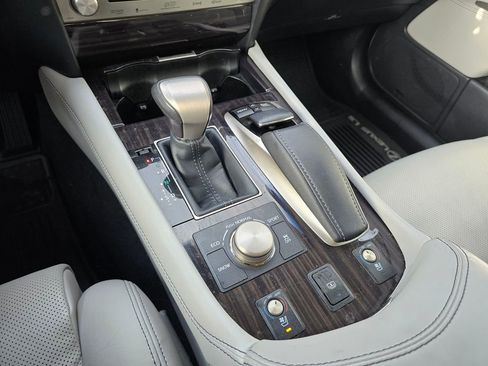 Used 2014 Lexus LS 460 image 25