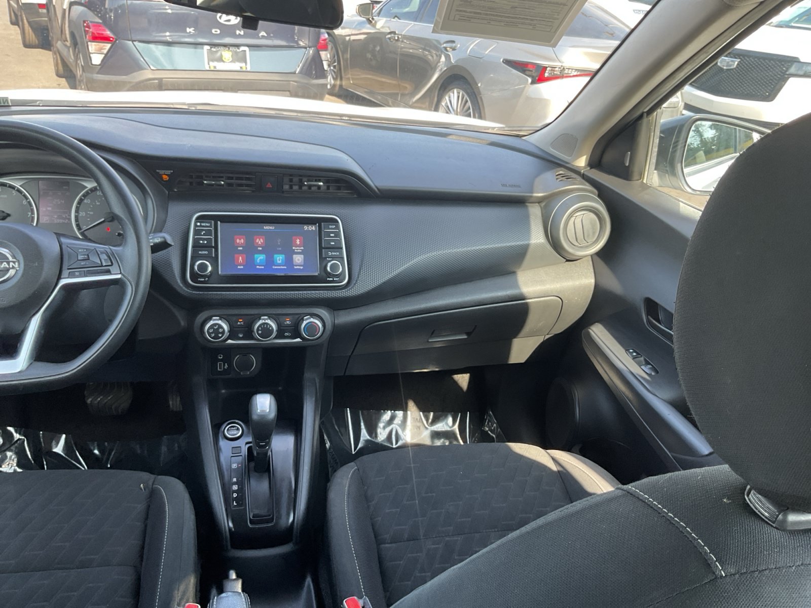Used 2022 Nissan Kicks S FWD image 16
