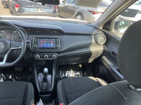 Used 2022 Nissan Kicks S FWD image 16