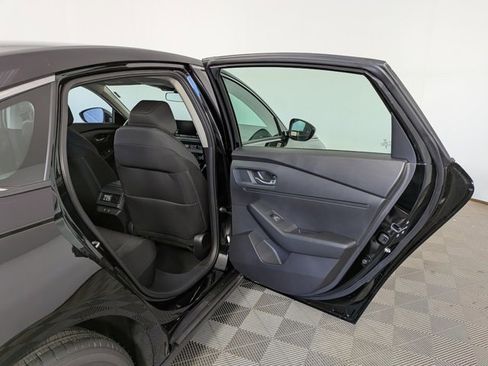 New 2025 Honda Accord LX image 30