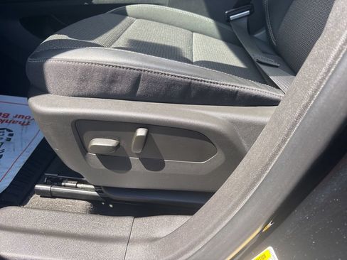 Used 2023 Buick Envision Preferred AWD/4WD image 37