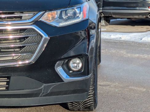 Used 2021 Chevrolet Traverse LT image 10