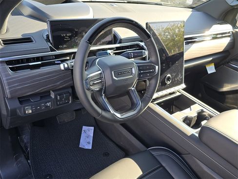 New 2025 GMC Sierra EV Denali image 15