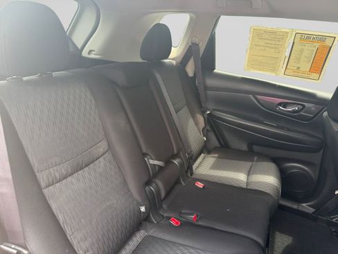 Used 2020 Nissan Rogue S w/ Special Edition Package AWD/4WD image 18