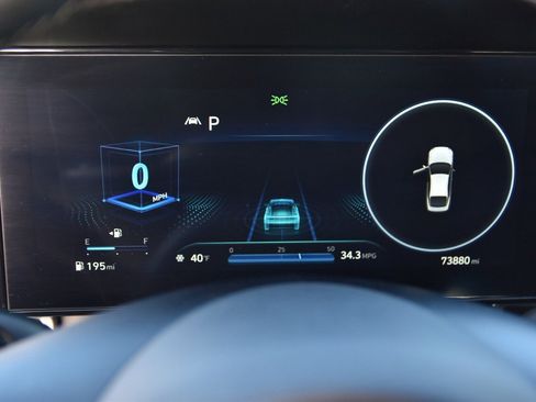 Used 2023 Hyundai Elantra SEL w/ Convenience Package image 24