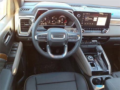 New 2026 GMC Canyon Denali image 5